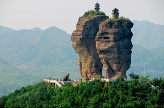 中国险峻的六大寺庙：最后一座已多年无人登临